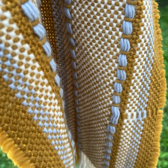 🌽 Chunky Weave Fringe Scarf |Goldenrod & Cream with Blue by Madewell - Picture 10 of 17